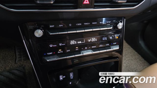 Kia K7 2020 — photo 18