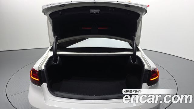 Kia K7 2020 — photo 20