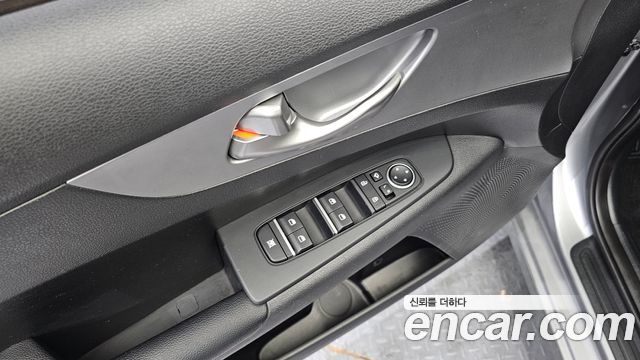 Kia K3 2022 — photo 19