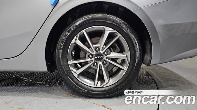 Kia K3 2022 — photo 7