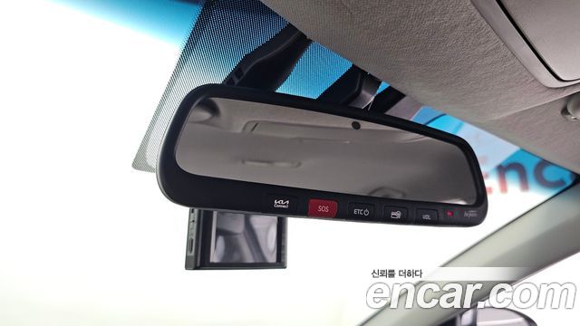 Kia K3 2022 — photo 28