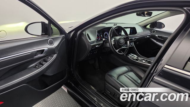 Hyundai Sonata 2023 — photo 13