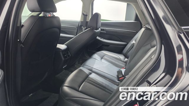 Hyundai Sonata 2023 — photo 26