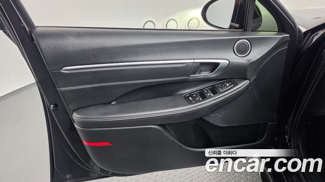 Hyundai Sonata 2023 — photo 14