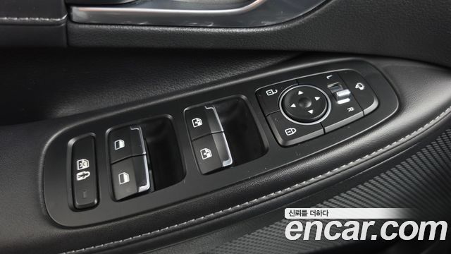 Hyundai Sonata 2023 — photo 32