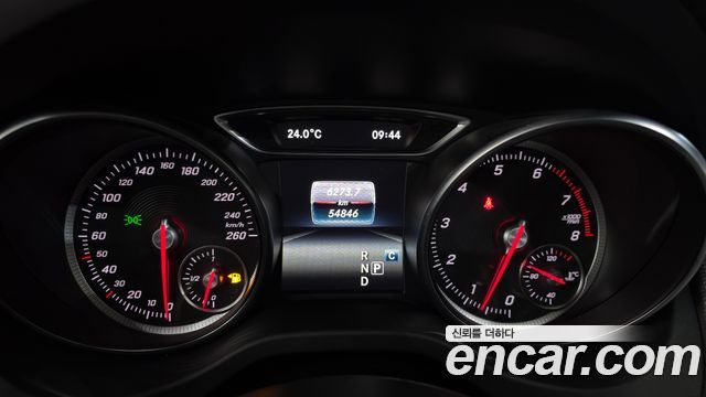 Mercedes-Benz CLA-Class 2017 — photo 8