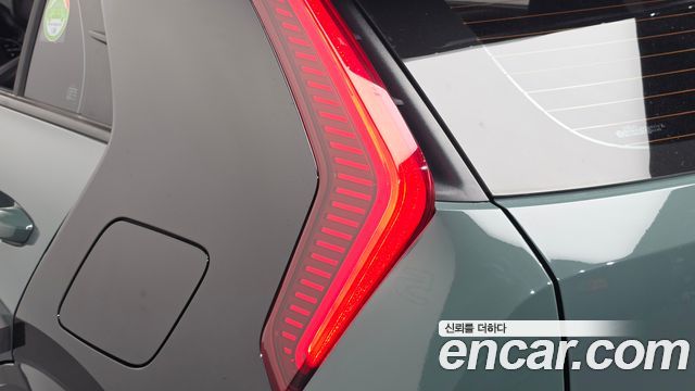 Kia Niro 2022 — photo 9