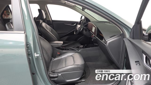 Kia Niro 2022 — photo 16