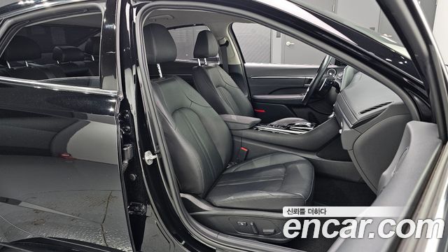 Hyundai Sonata 2023 — photo 12