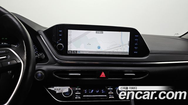 Hyundai Sonata 2023 — photo 16
