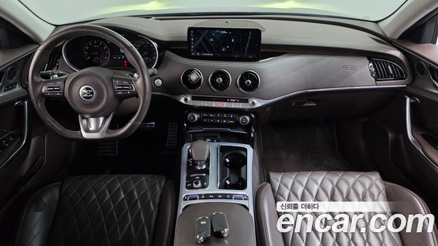 Kia Stinger 2021 — photo 10