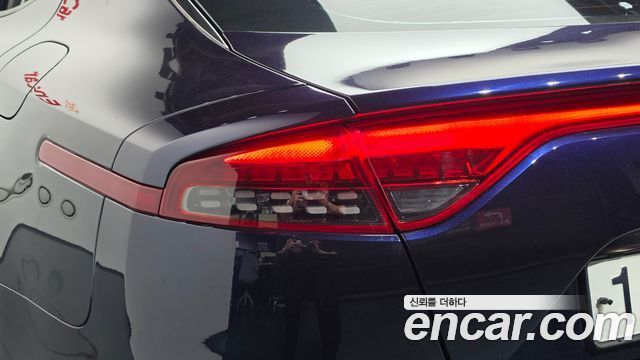 Kia Stinger 2021 — photo 9