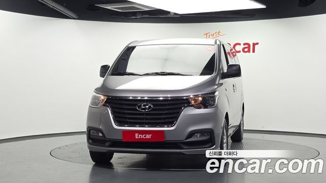 Hyundai Starex 2019 — photo 3