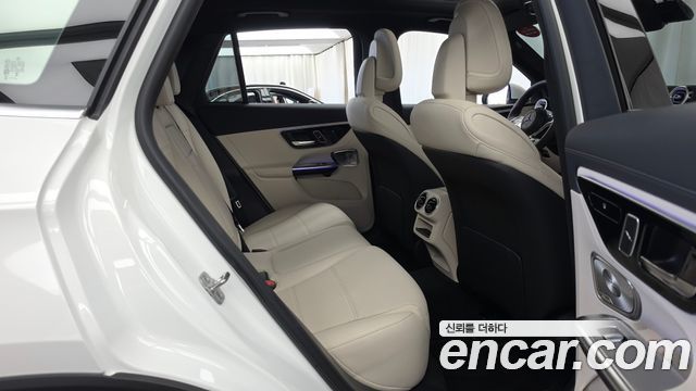Mercedes-Benz GLC-Class 2026 — photo 18