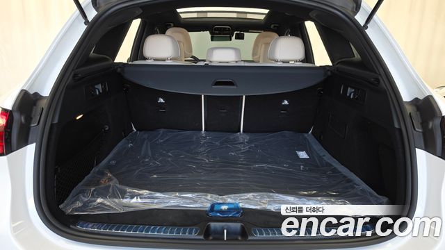 Mercedes-Benz GLC-Class 2026 — photo 26