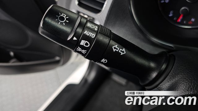Kia K3 2017 — photo 28