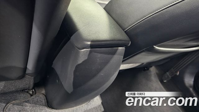 Kia K3 2017 — photo 30