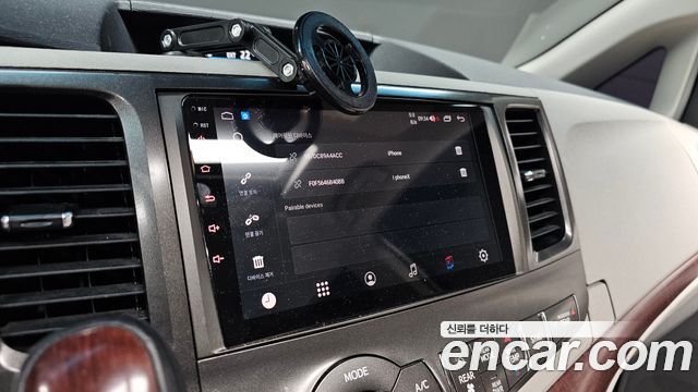 Toyota Sienna 2014 — photo 16