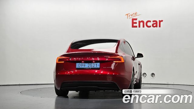 Tesla Model 3 2024 — photo 4