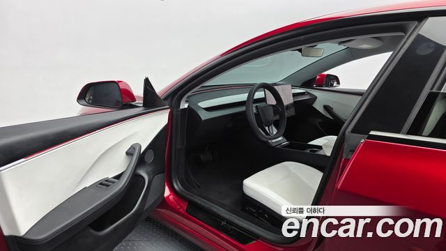 Tesla Model 3 2024 — photo 13
