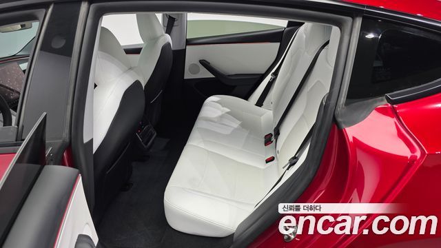 Tesla Model 3 2024 — photo 16