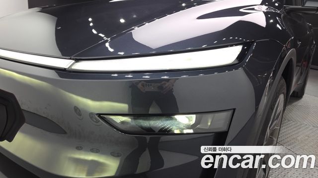Tesla Model Y 2026 — photo 8
