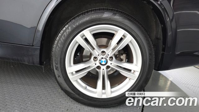 BMW X5 2018 — photo 5