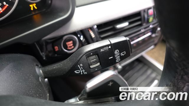 BMW X5 2018 — photo 25