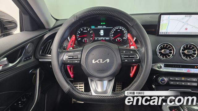 Kia Stinger 2022 — photo 15