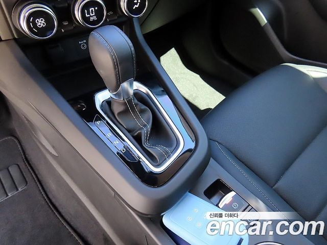 Renault Korea XM3 2023 — photo 10