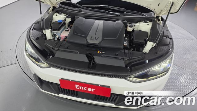 Kia EV6 2022 — photo 6