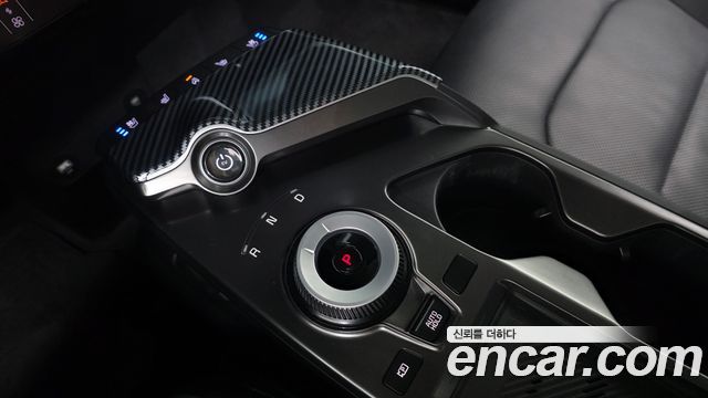 Kia EV6 2022 — photo 12