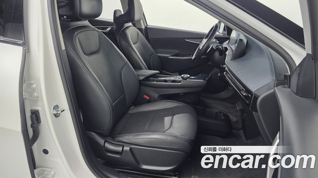Kia EV6 2022 — photo 17