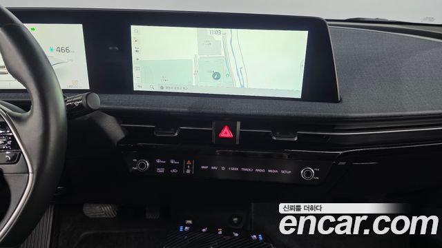 Kia EV6 2022 — photo 24
