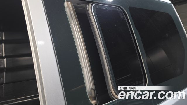 Hyundai Starex 2018 — photo 15