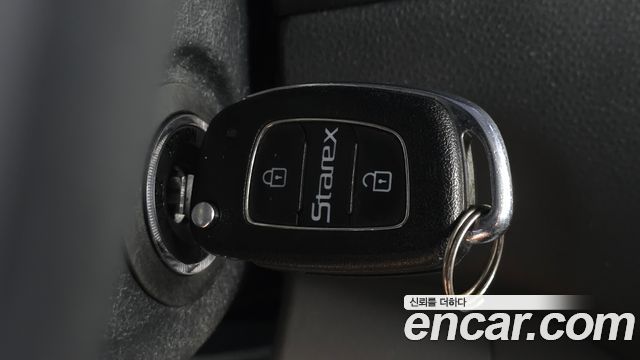 Hyundai Starex 2018 — photo 18