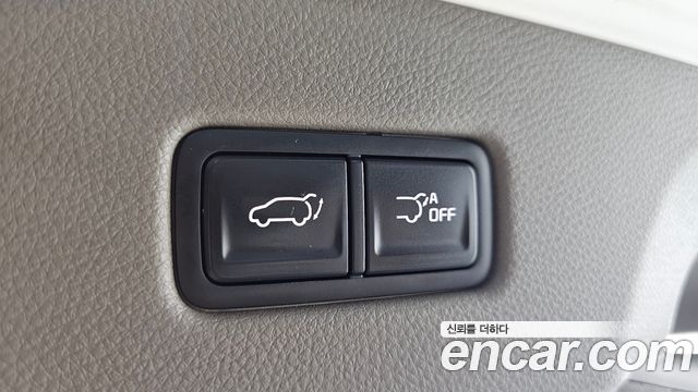Kia Canival 2023 — photo 36