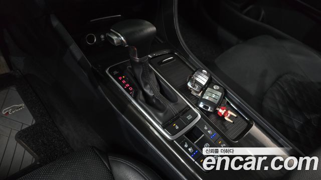 Kia K5 2019 — photo 9