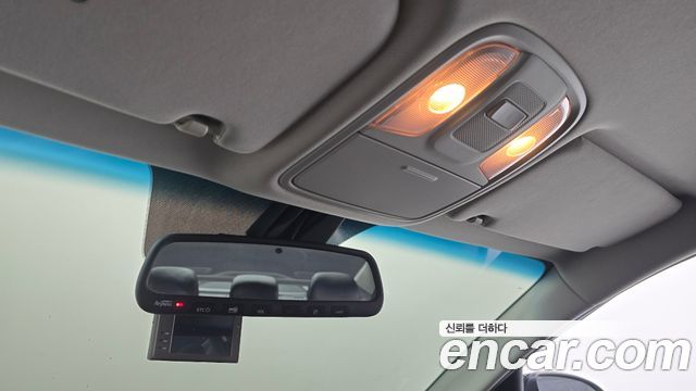Kia K5 2019 — photo 15