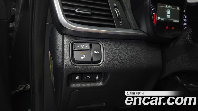 Kia K5 2019 — photo 16