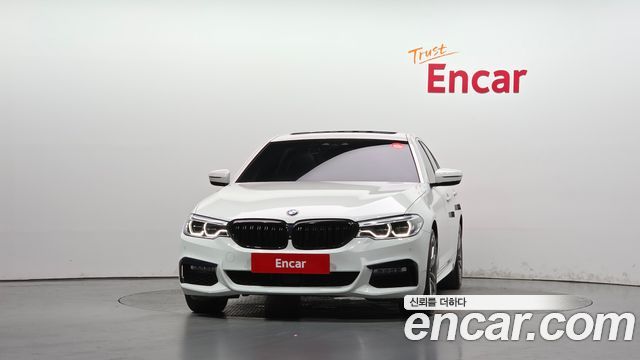 BMW 5-Series 2018 — photo 3