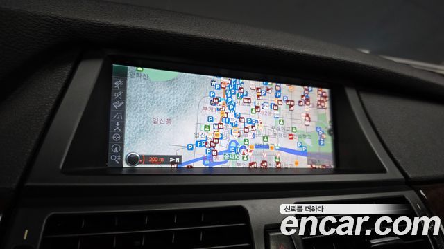 BMW X5 2010 — photo 14