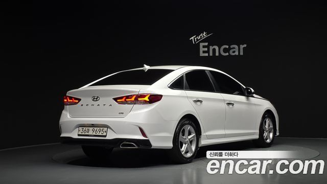 Hyundai Sonata 2019 — photo 2
