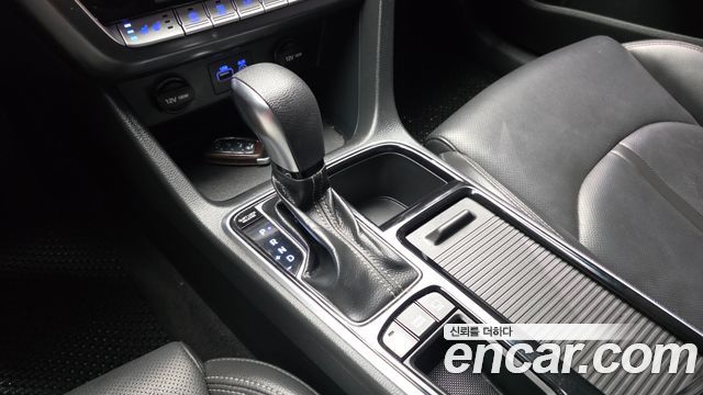 Hyundai Sonata 2019 — photo 12