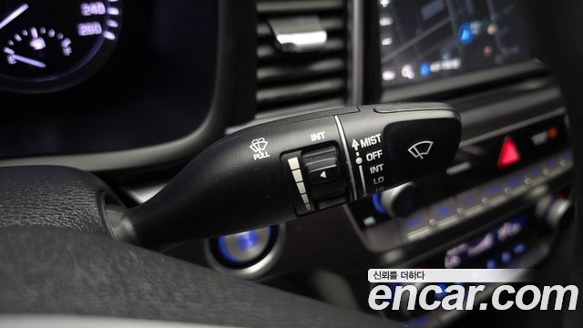 Hyundai Sonata 2019 — photo 25
