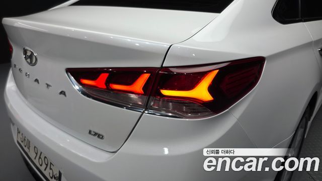 Hyundai Sonata 2019 — photo 9