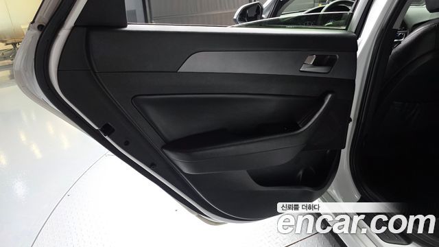 Hyundai Sonata 2019 — photo 15