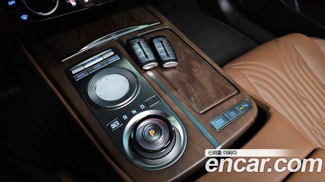 Genesis G80 2022 — photo 12