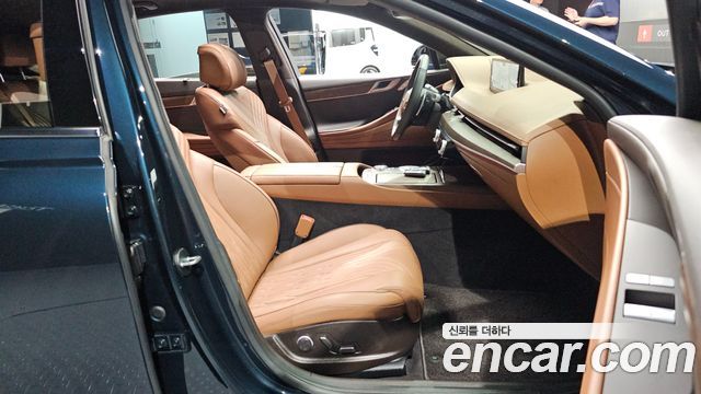 Genesis G80 2022 — photo 18