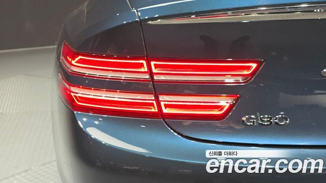 Genesis G80 2022 — photo 9
